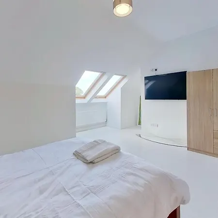 Holiday Village Superb Three Bedroom Holiday home