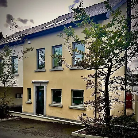 Holiday Village Superb Three Bedroom * Killala